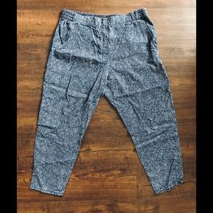 Gap flowy cropped jogger pants